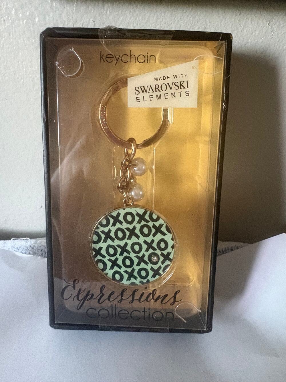 Expressions Collections Keychain NIB made with Swarovski elements